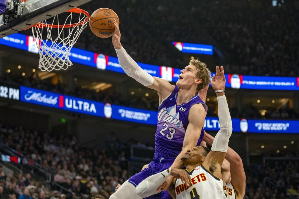 76人NBA虽胜马刺 主将恩比德怒呛裁判遭驱逐.