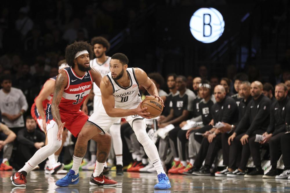 巴斯托尼的 巴斯托尼的